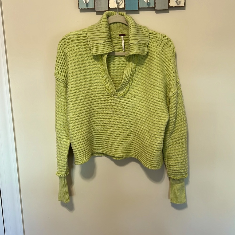 Free People Women’s Marlie Slouchy Oversized Pullover Sweater / Size XS / Lime